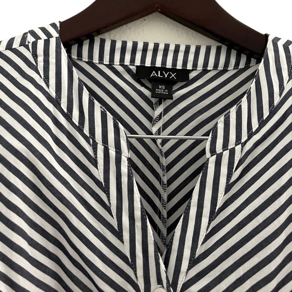 Alyx Women’s Striped Button Front Dress - Picture 2 of 6